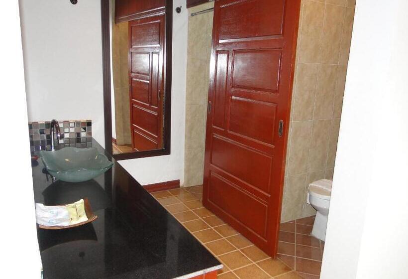 غرفة سوبيريور, Charming Lao