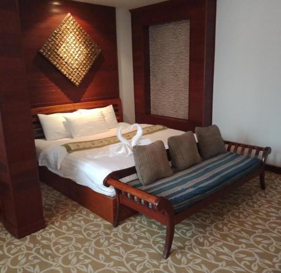 غرفة قياسية, Charming Lao