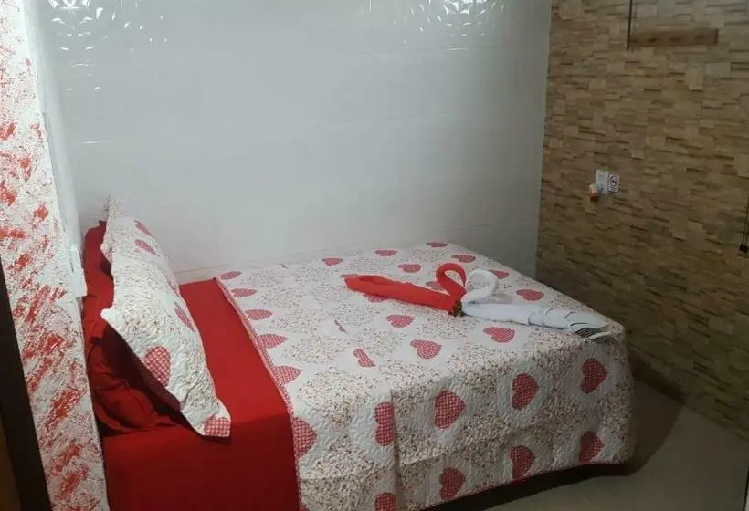 Perhehuone, Pousada Dois Corações