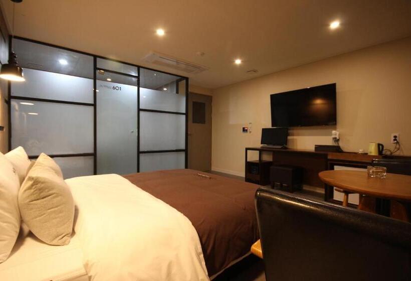 اتاق استاندارد, Busan Station Dino