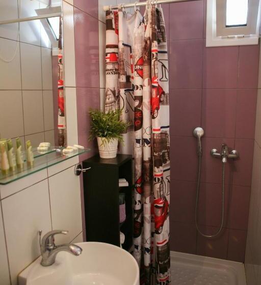 Номер Стандарт, Karagianni