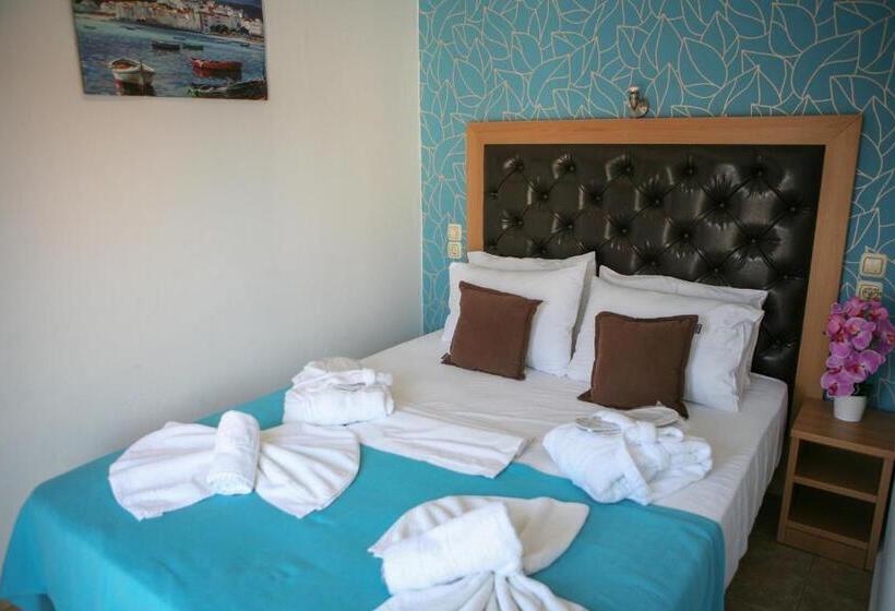 غرفة عائلية, Karagianni