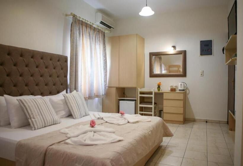 Семейный Номер, Karagianni