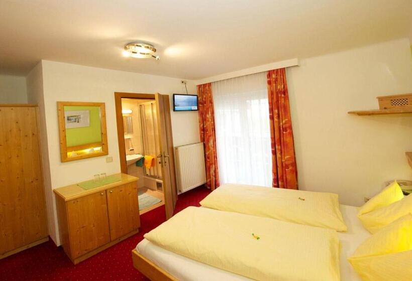 Номер Стандарт с Балконом, Pension Alpenrose