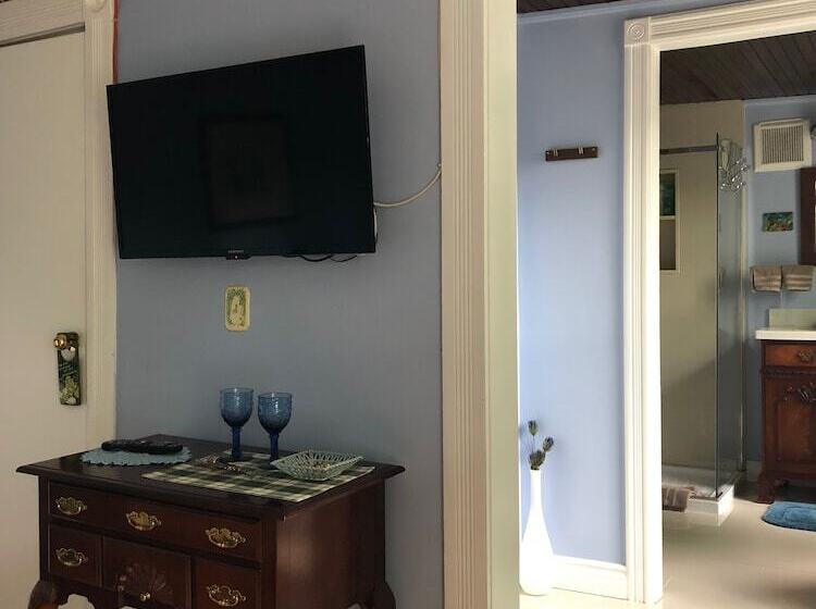 Номер Стандарт, Blue Gables Bed And Breakfast