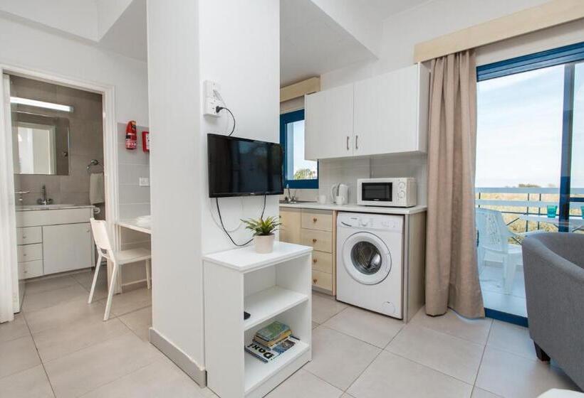 Студия Стандарт, Flouressia Gardens