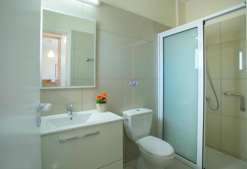 Студия Стандарт, Flouressia Gardens