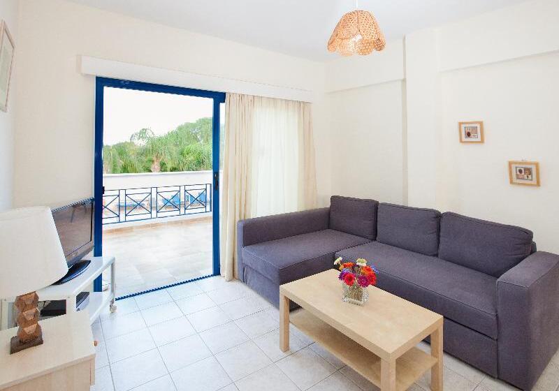 Апартаменты 1 Спальня, Flouressia Gardens