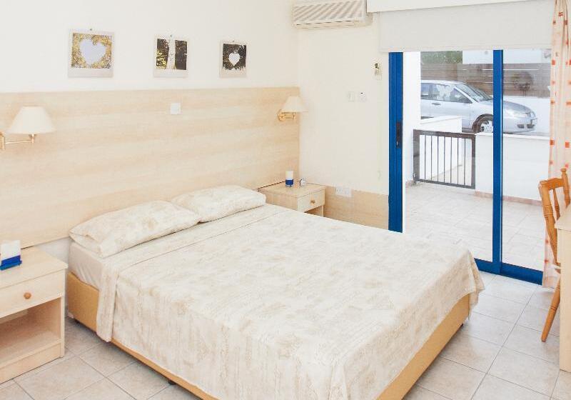 Апартаменты 2 Спальни, Flouressia Gardens