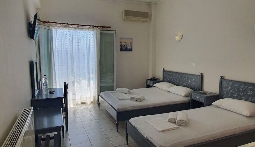 Triple Room Sea View, Artemis