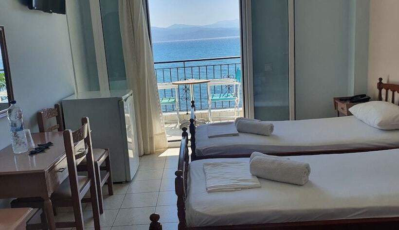 Triple Room Sea View, Artemis