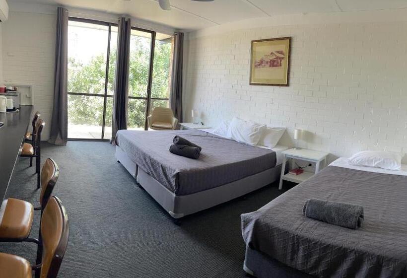 클래식 룸, Jumbuck Motor Inn   Pool   Pet Friendly Section   King Beds