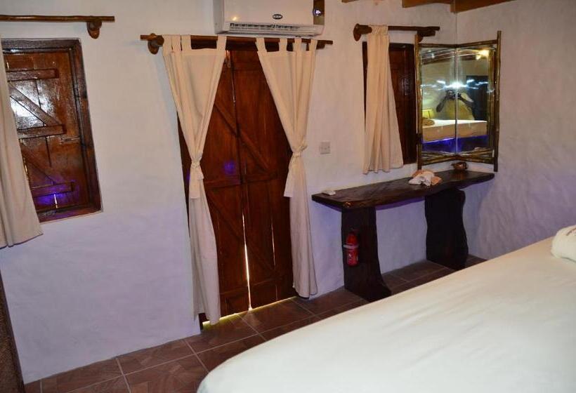 بانگلوی استاندارد, Kaz Ladouceur