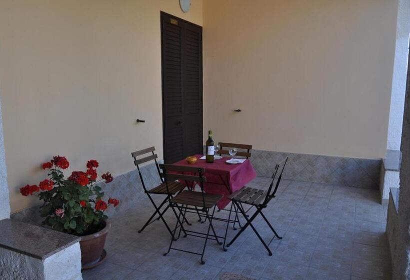 Pokój Klasyczny Czteroosobowy, Barbara B&b