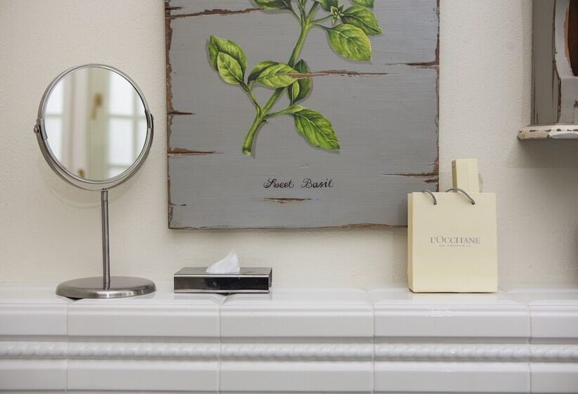 高级套房, Château Amade