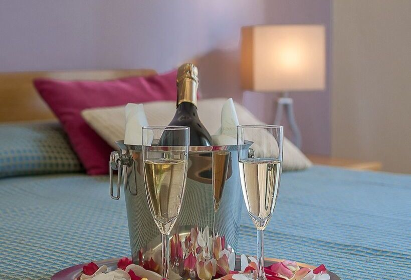 غرفة قياسية, Giardino