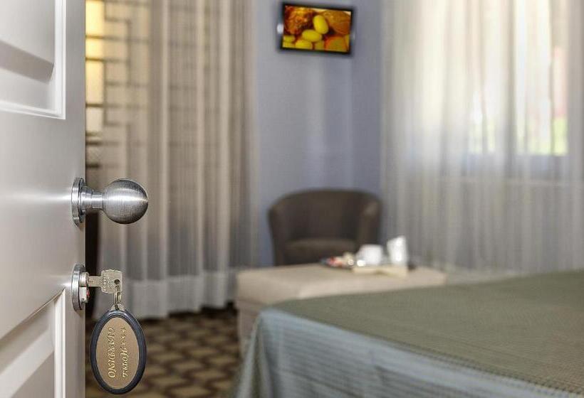 جناح جونيور, Giardino