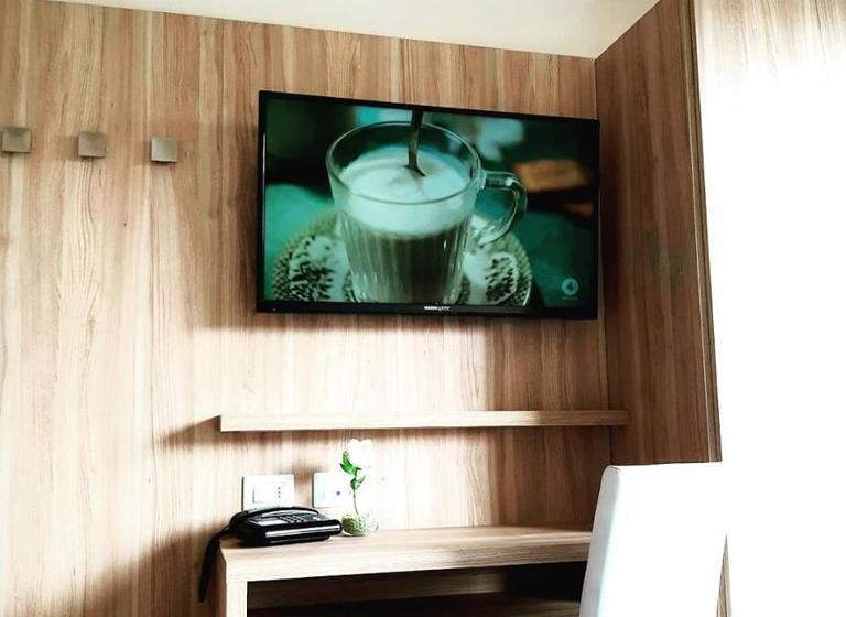 غرفة قياسية, Giardino