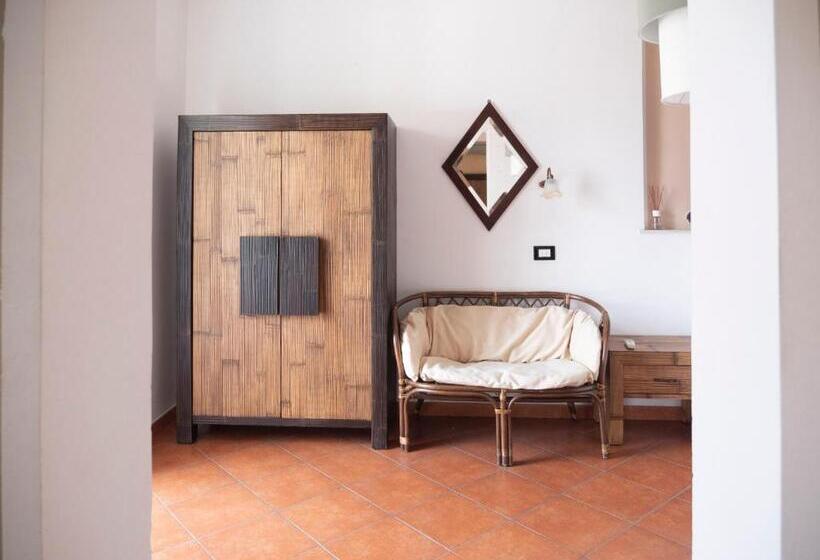 四人标准间, Kalamarina Rooms