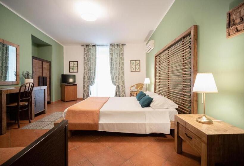 经典四人房间, Kalamarina Rooms