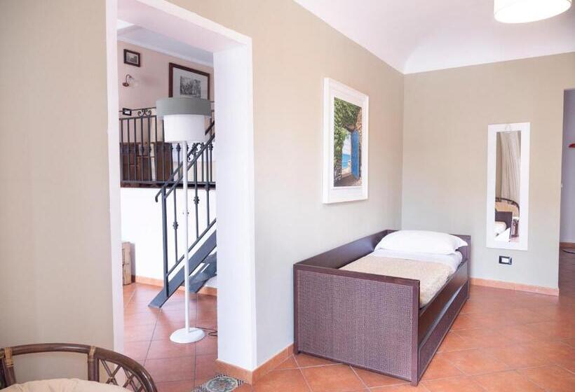 四人标准间, Kalamarina Rooms