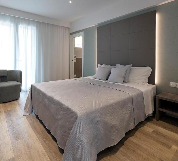 スタンダードルーム, Viola Relais