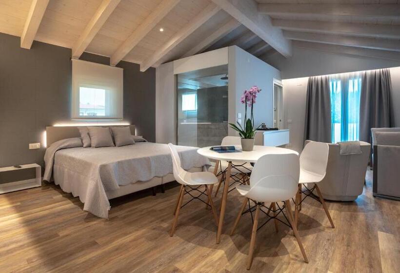 デラックスルーム, Viola Relais