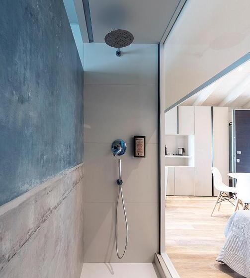 デラックスルーム, Viola Relais