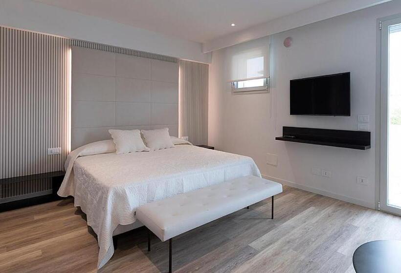 スーペリアールーム, Viola Relais