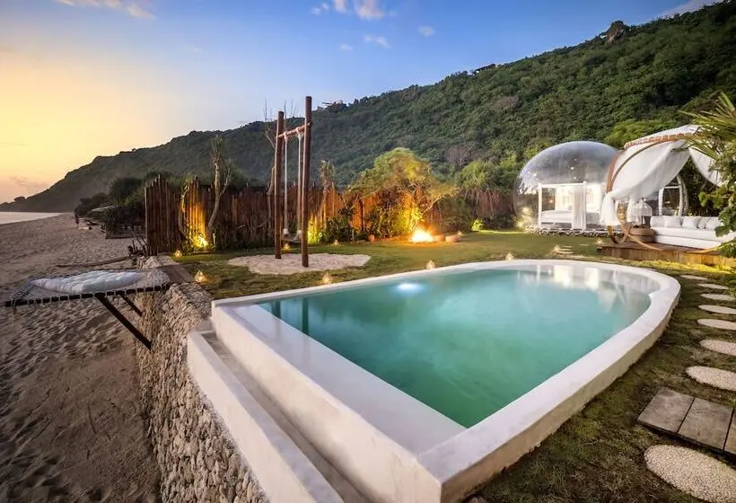 چادر با خدمات رفاهی استاندارد, Bubble Hotel Bali Nyang Nyang Glamping