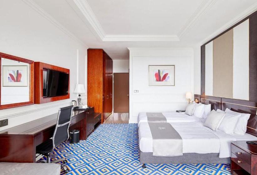 Номер Стандарт Индивидуальный Вид на Море, Goldone Hotel & Suites