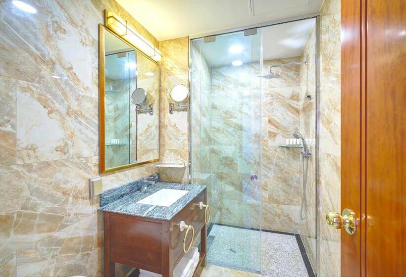 Люкс Кровать Кинг, Goldone Hotel & Suites