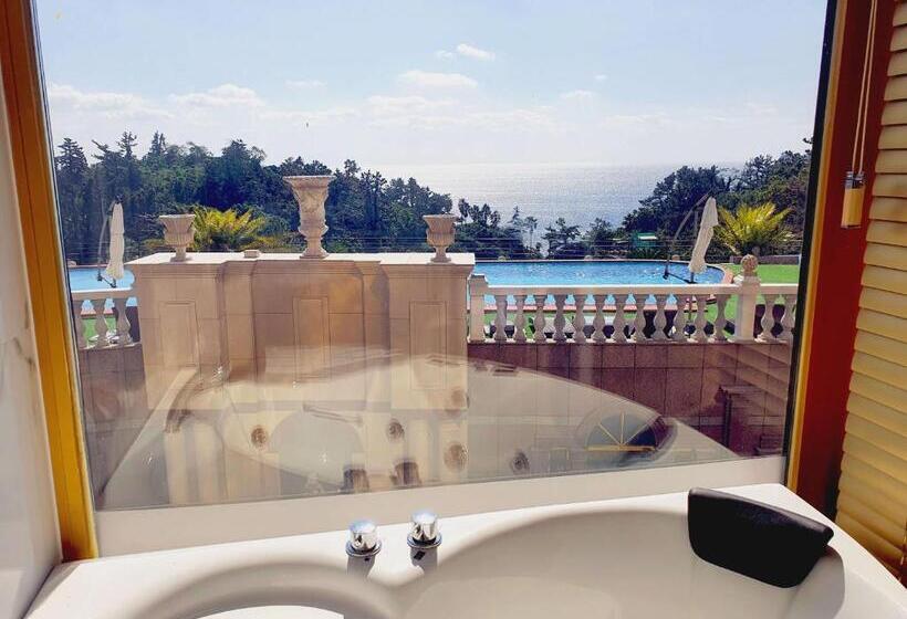 Семейный Номер, Goldone Hotel & Suites