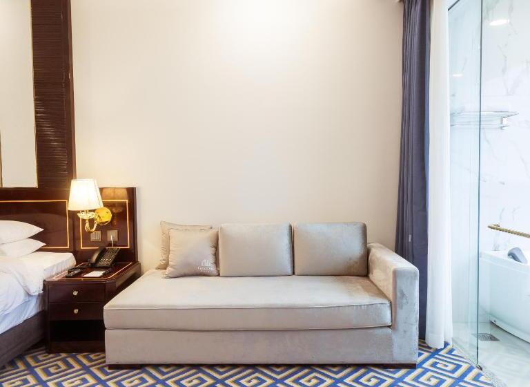 Семейный Номер, Goldone Hotel & Suites