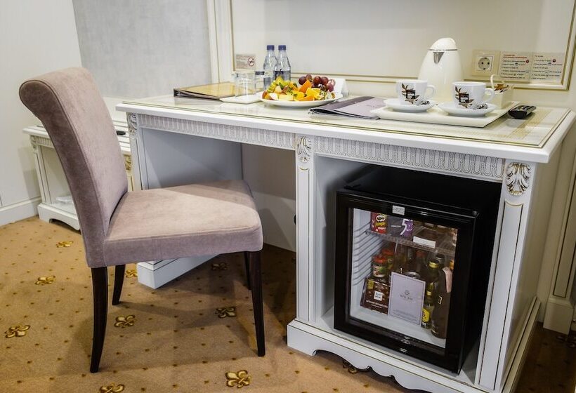 חדר דלוקס, Imperial Palace