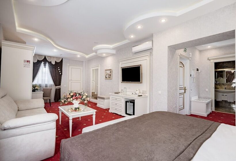 סוויטה, Imperial Palace