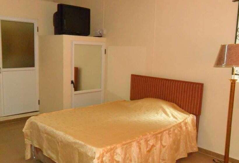 Standard Room, Auberge Les Lilas