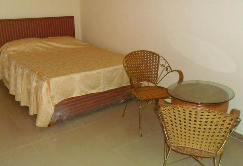 Standard Room, Auberge Les Lilas