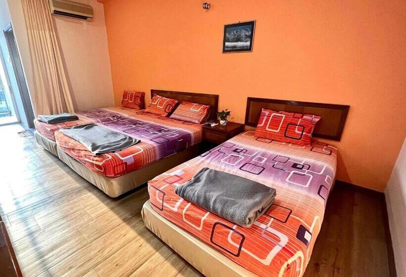 Family Room, Heng Ann Guest House