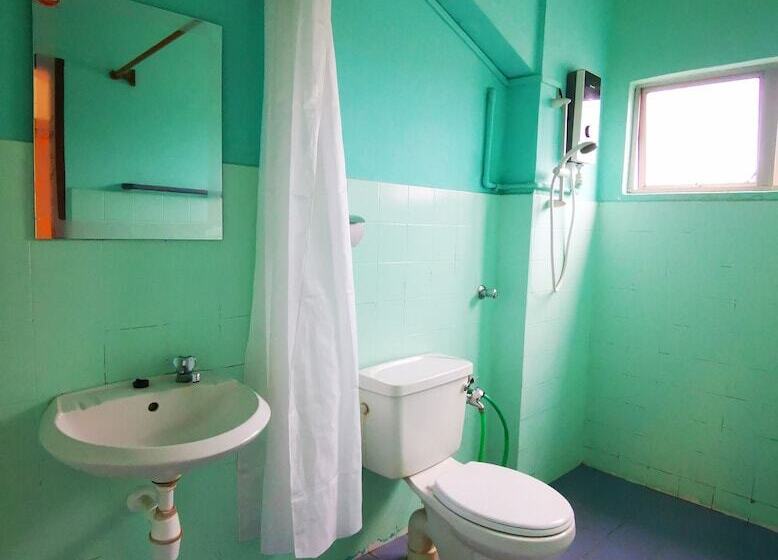 Family Room, Heng Ann Guest House