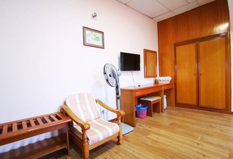 Family Room, Heng Ann Guest House