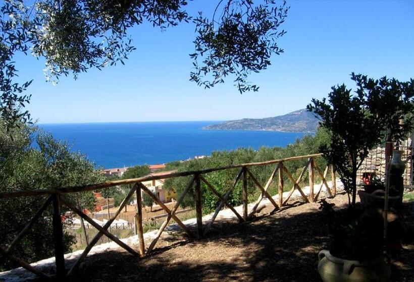 Номер Стандарт Вид на Море, La Focazza