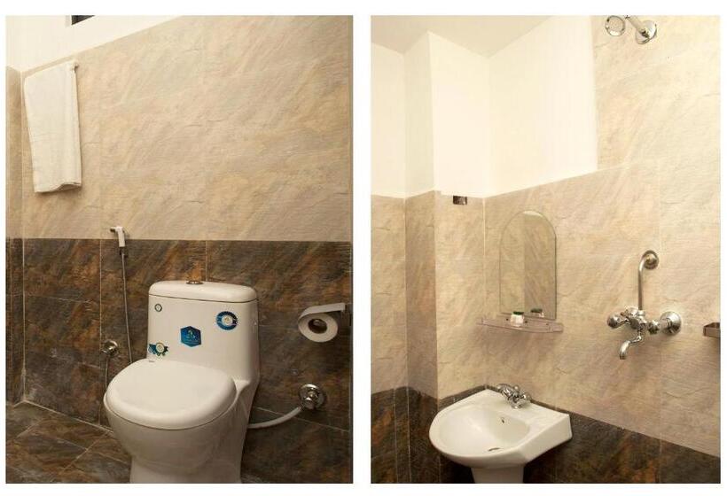 اتاق عادی, Yunik By Oyo Rooms