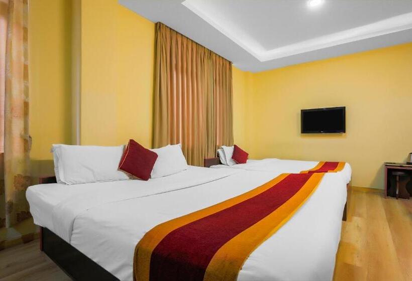 اتاق کلاسیک سه تخته, Palagya Hotel Pvt Ltd By Oyo Rooms