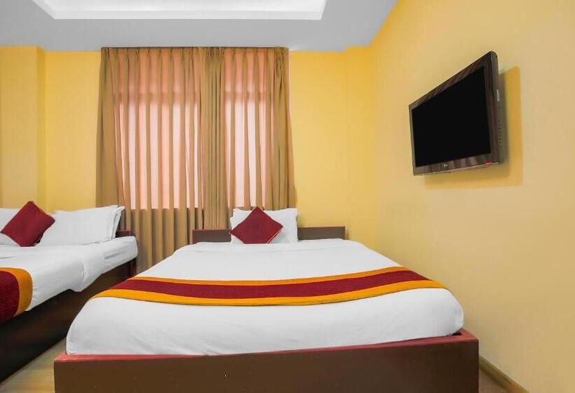 اتاق کلاسیک سه تخته, Palagya Hotel Pvt Ltd By Oyo Rooms