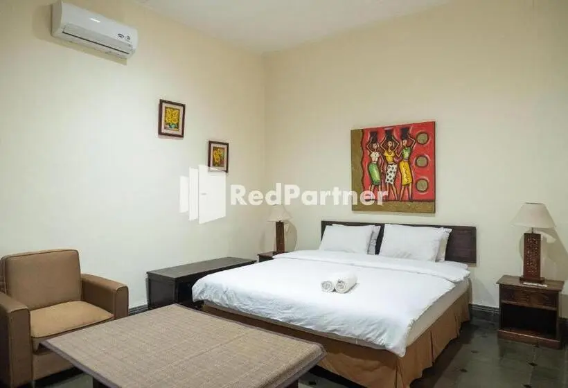 スタンダードルーム, Monginsidi Guest House Syariah Malioboro Yogyakarta Mitra Reddoorz