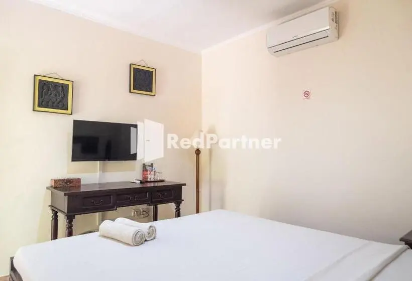 スタンダードルーム, Monginsidi Guest House Syariah Malioboro Yogyakarta Mitra Reddoorz
