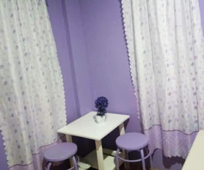חדר משפחתי, Purple Guesthouse