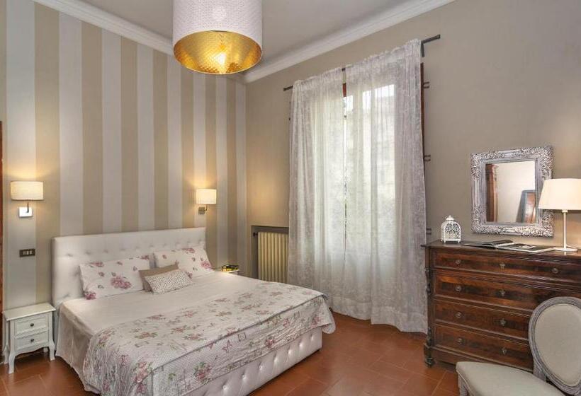 سوییت خانوادگی, Villa Ricci Suites