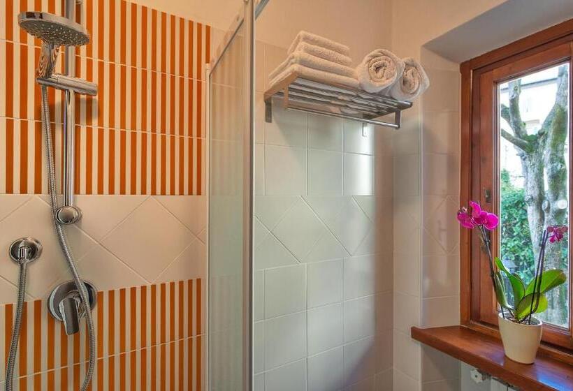 سوییت خانوادگی, Villa Ricci Suites